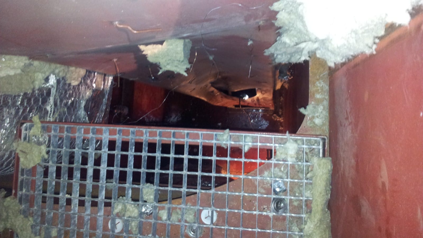 AIDA DIVA: overnight ventilation repair with 3,200 people aboard 8