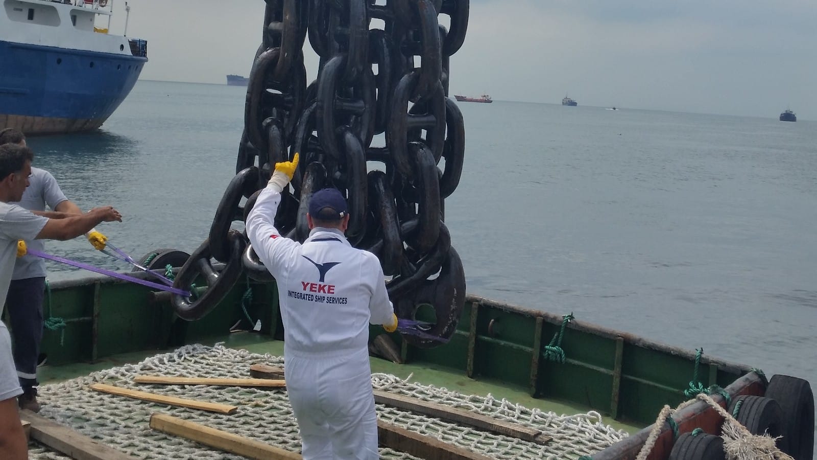 M/V Mineral Dragon: anchor and chain installation at the Bosphorus 3
